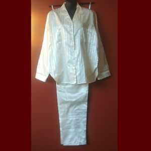 Partners Intimates Super Soft Ivory White Pajamas